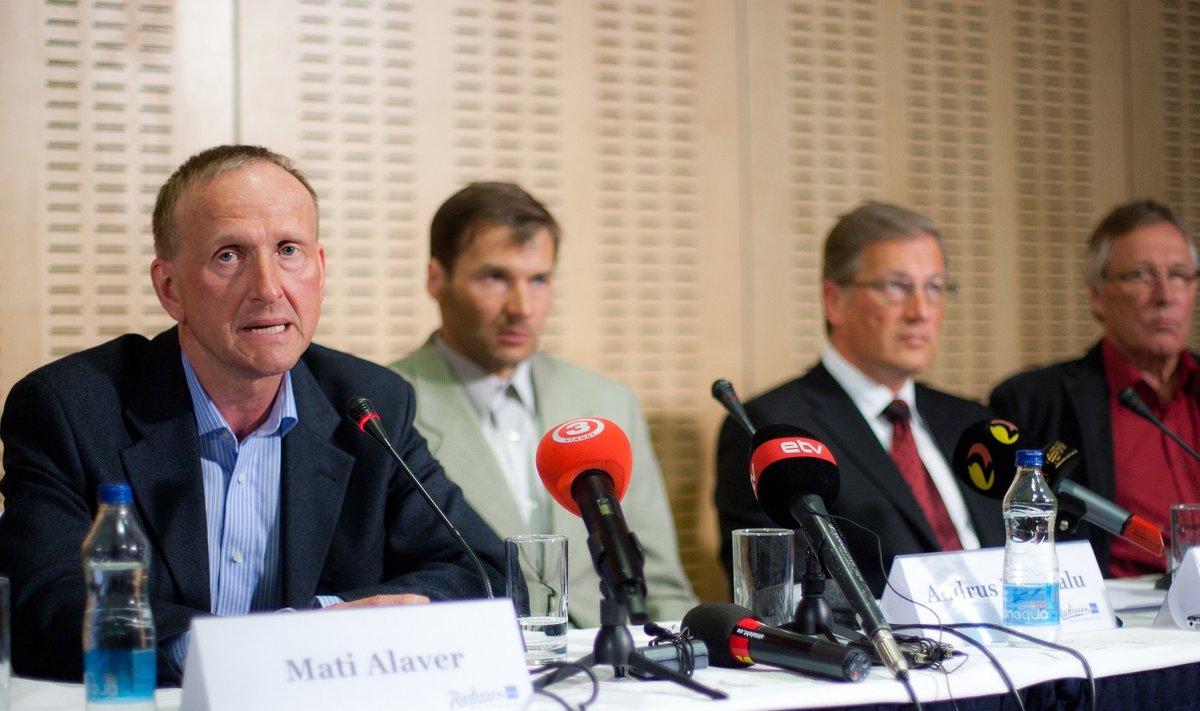 Aivar Pilv (paremalt kolmas) päästis Mati Alaveri ja Andrus Veerpalu naha ka 2011. aastal.