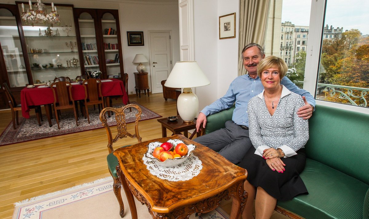 Siim ja Kristi Kallas oma Brüsseli kodus