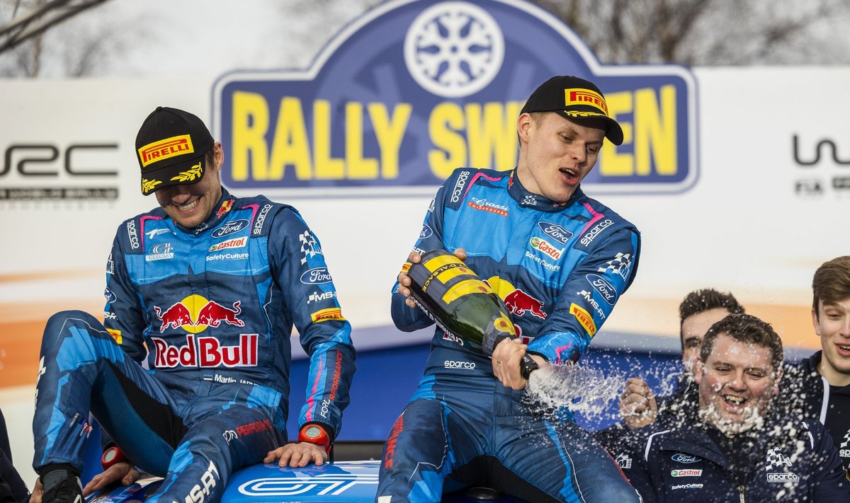 Martin Järveoja ja Ott Tänak Rootsi ralli võitjatena