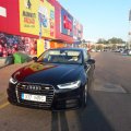 LUGEJA FOTO | Eiki Nestori auto seisis kaubanduskeskuse ees kümmekond minutit vales kohas