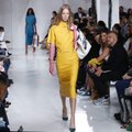 MOEHULLUS: Calvin Klein müüb 425euroseid kummikindaid