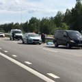 ФОТО С МЕСТА ДТП | На автостраде под Каунасом погибла гражданка Эстонии