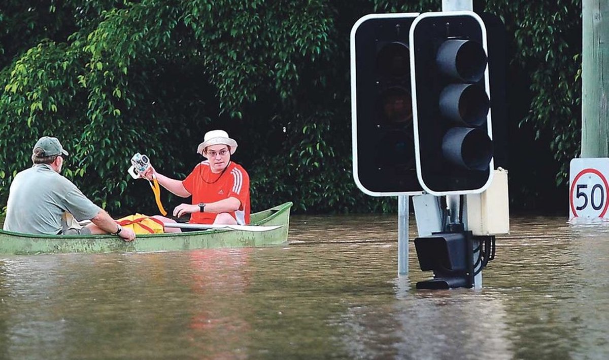 2011. aasta 12. jaanuaril tungis tulvavesi Brisbane’i, äärelinna elanikud pidid liiklemiseks paate kasutama. Austraalia suuruselt kolmandat linna tabanud üleujutuses sai kannatada 20 000 majapidamist.