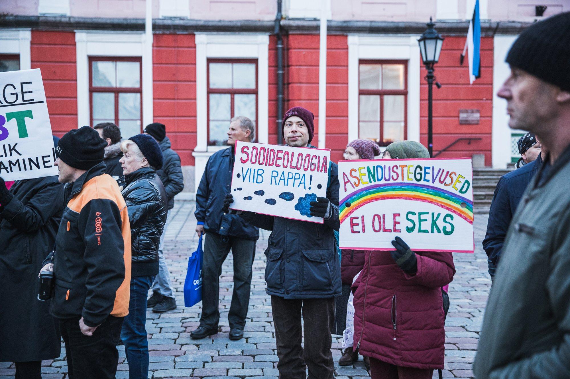 KOLUMN Villu Arak erutava prallega on tiba liiale mindud