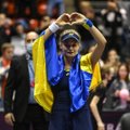 Ukraina tennisetäht võistleb kodumaa nimel ja hoolitseb turniiridel noorema õe eest: kui sõda on läbi, saame minna perekonda vaatama