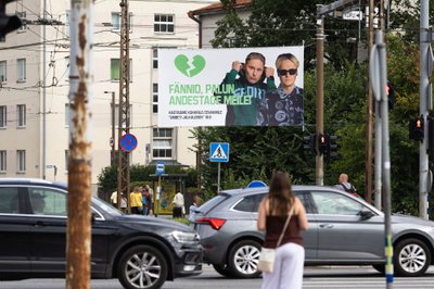 Robin Valting ja 5MIINUSE Lanceloti plakat Kristiine ristmikul 18.07.24