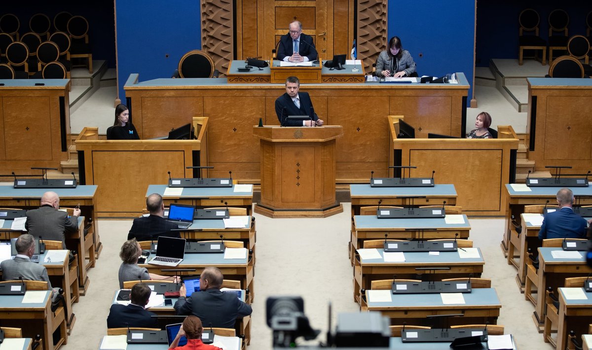 Ränderaamistiku arutelu riigikogus