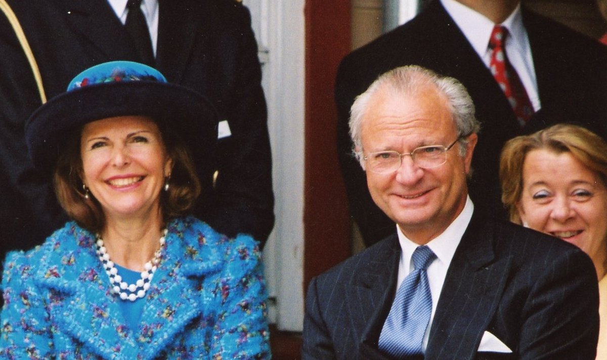 Их Величества король Швеции Карл XVI Густав и королева Сильвия