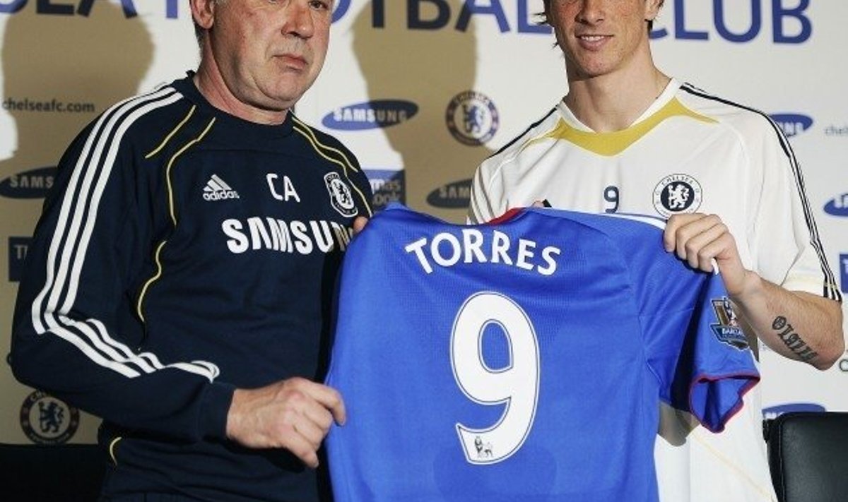 Carlo Ancelotti (vasakul) ja Fernando Torres.