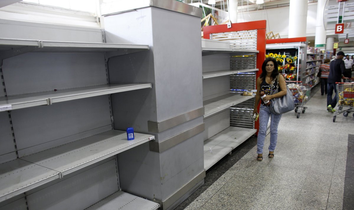 kõrge inflatsiooniga Venezuela poelettidel haigutas tühjus