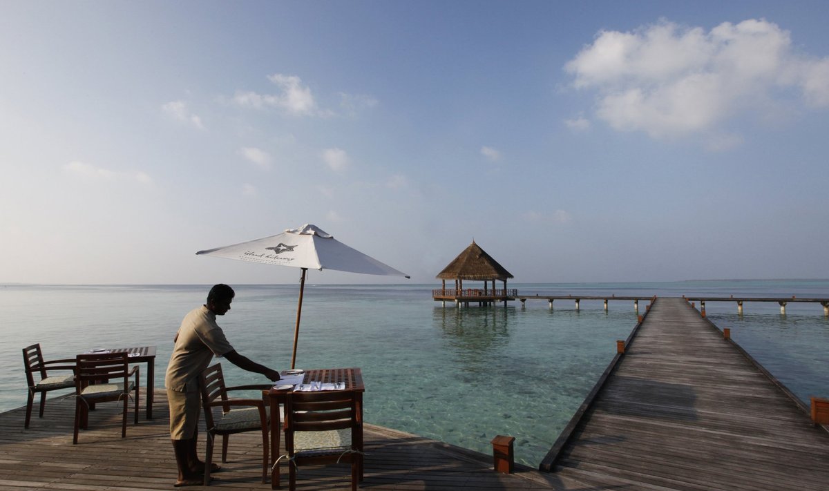 Mereäärsetes kohtades, näiteks Maldiividel, tasub hoida vee äärde, sest värskete mereandidega on raske eksida.