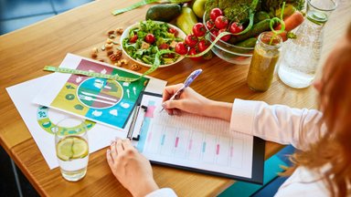 Toitumisterapeut teeb asja selgeks: 10 baasteadmist selle kohta, millised toitumiskavad toimivad