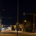 FOTOD: Mõnel Tallinna tänaval ei põle kolm lampi järjest