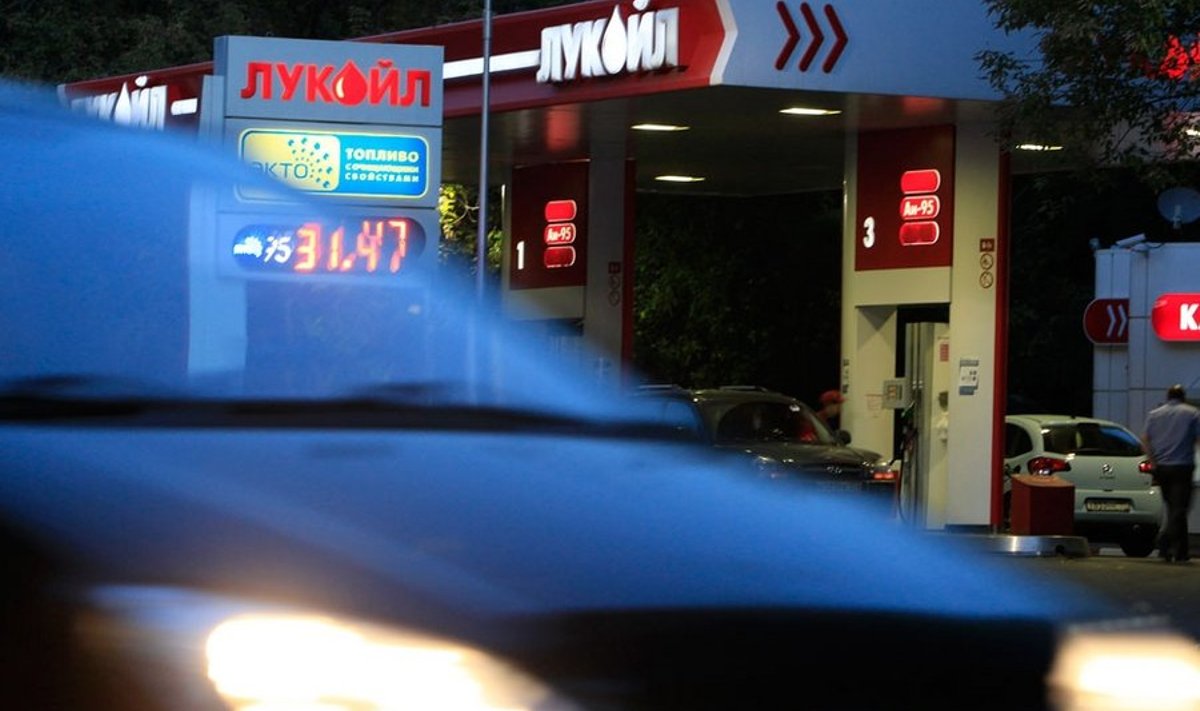 Lukoil Baltija tarnete ja turu-uuringute grupi juhi Saulius Navickase sõnul ei saa bensiin turult siiski täielikult kaduda. Foto: Scanpix / RIA Novosti