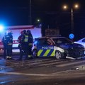 ФОТО | В Таллинне произошло столкновение полицейской машины с гражданской, в больницу доставили двух человек