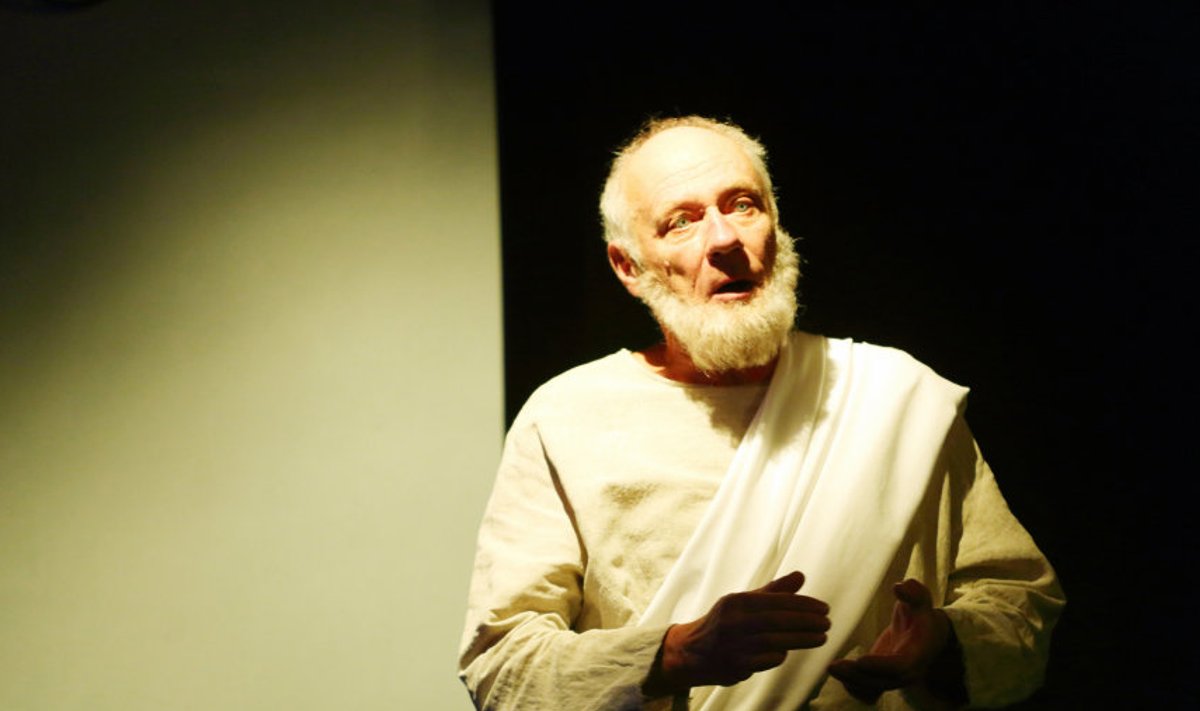 Raivo Trassi Sokratese roll tekitab isu näitlejat veel mõnes teatritöös näha. 