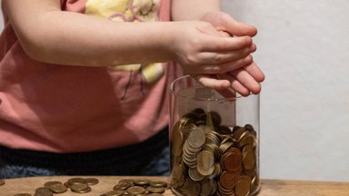 LUGEJA KÜSIB | Mida teha, et lapselaps saaks vanaemalt päritud raha kätte?