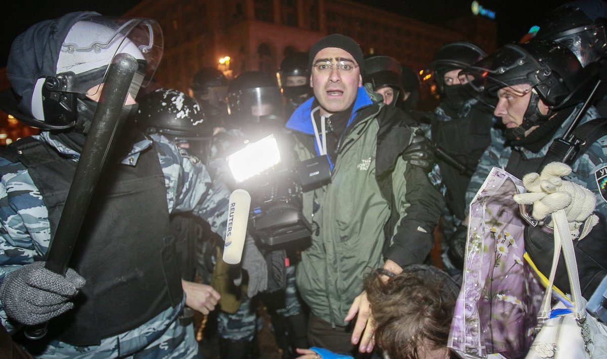 <sub>Reutersi kaameramees Ukraina Euroopa väljakul</sub>