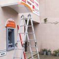 Swedbanki Räpina pangaautomaati tabasid taaskord probleemid - raha sai automaadist otsa