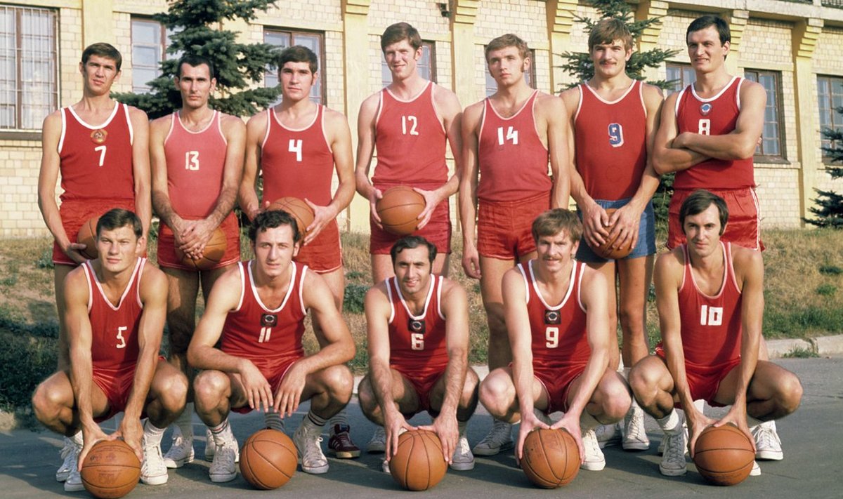 Nõukogude Liidu korvpallikoondis.