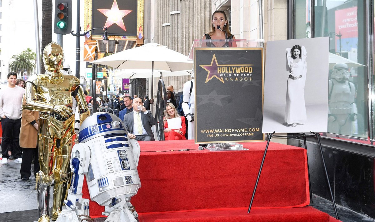 US Actress Carrie Fisher Receives Posthumous Star on Hollywood Walk of Fame