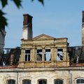 ФОТО DELFI: В Ляэне-Вирумаа пожар уничтожил историческую мызу Малла
