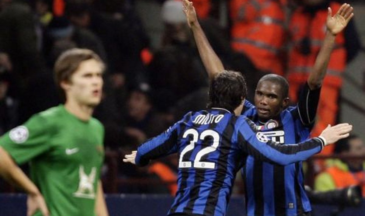 Samuel Eto`o ja Diego Milito (Inter) mängus Rubiiniga