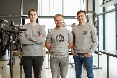 Ampleri asutajad (vasakult) Hannes Laar, Ardo Kaurit ja Rait Udumäe.