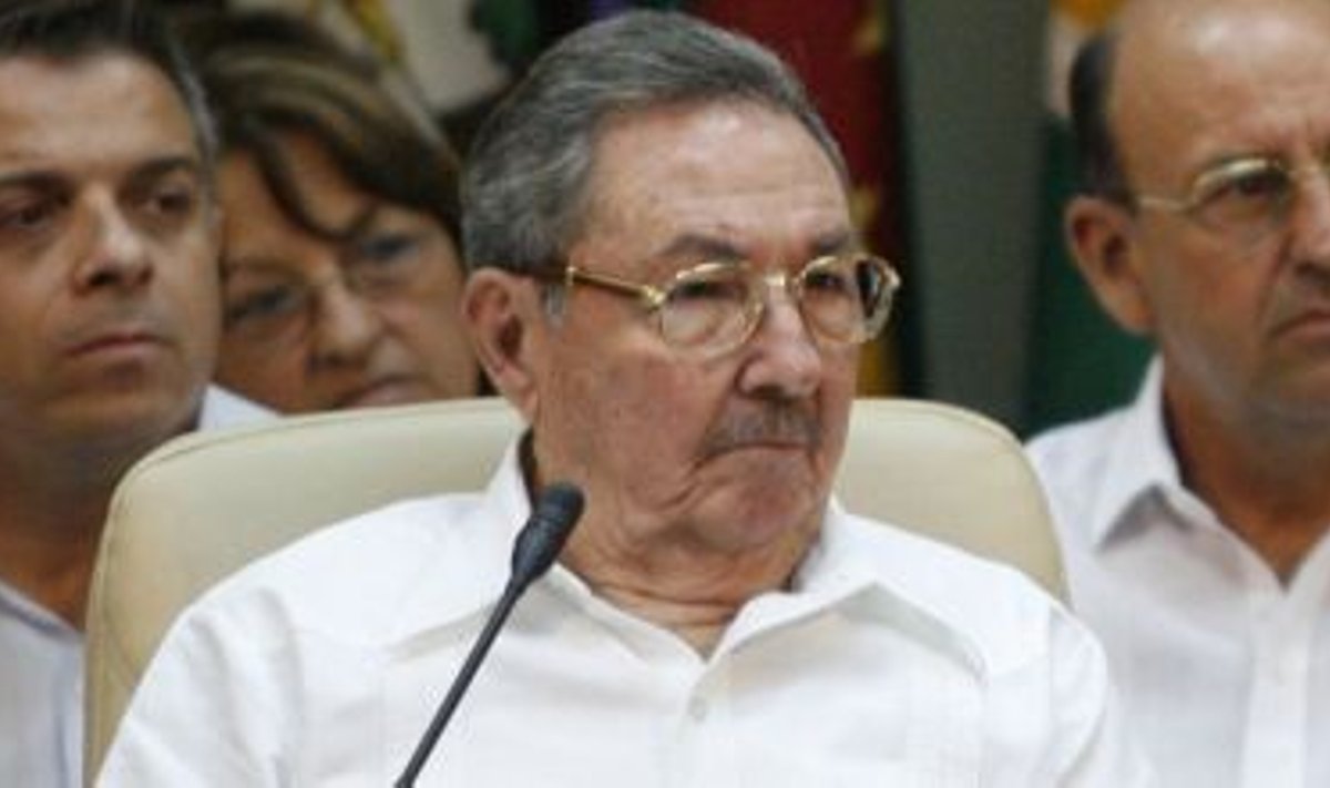Raúl Castro koos oma ministritega