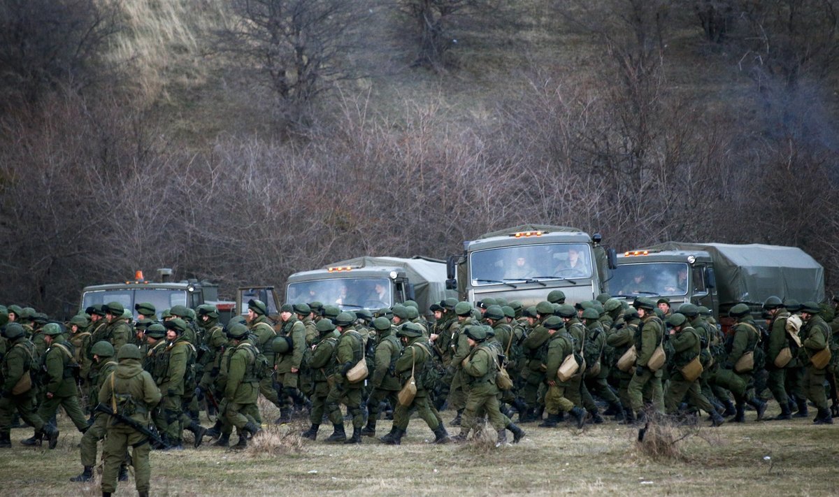 Relvastatud vene sõdurid Krimmis