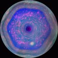 Saturni põhjapooluselt leiti veel üks teadlasi hämmastav kuusnurkpööris