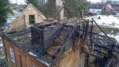 Kolkja aleviku majas, kus nädalavahetusel hukkus põlengus kolm inimest, olid päästjad mitu korda varemgi käinud