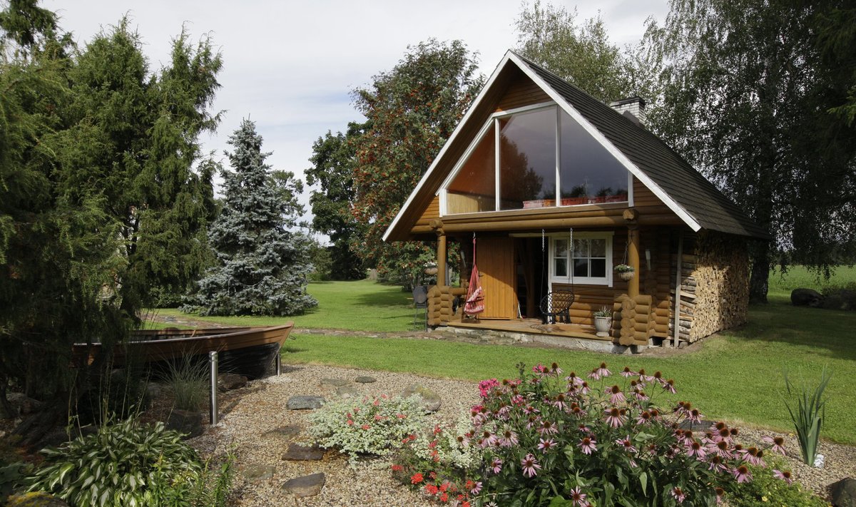Maakodus on suvel mõnus puhata, eriti kui seal on ka saun.