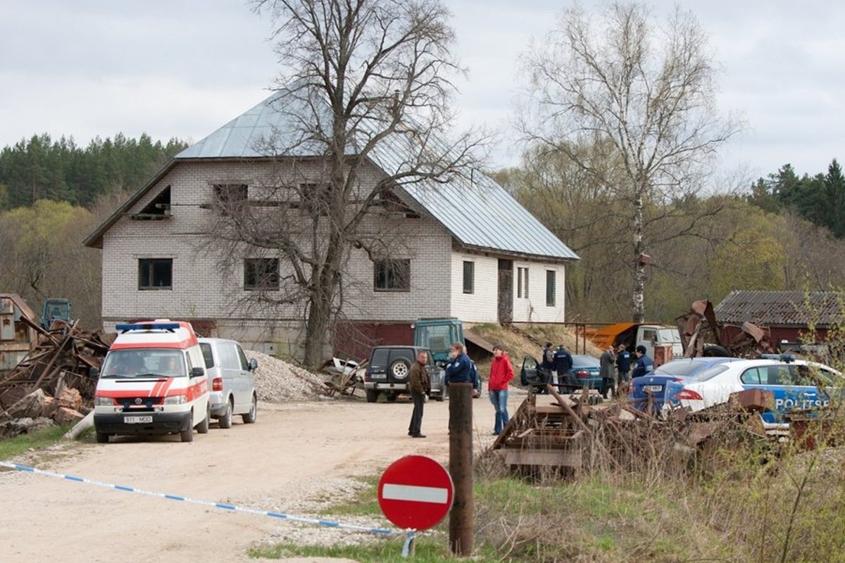 FOTOD: Tulevahetuses hukkusid kaitsepolitseinik ja eraisik, kaks korrakaitsjat sai haavata