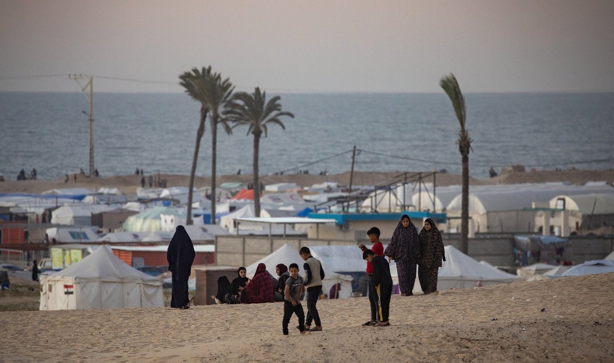 Ümberasustatud palestiinlased Rafah põgenikelaagris Gaza lõunaosas.