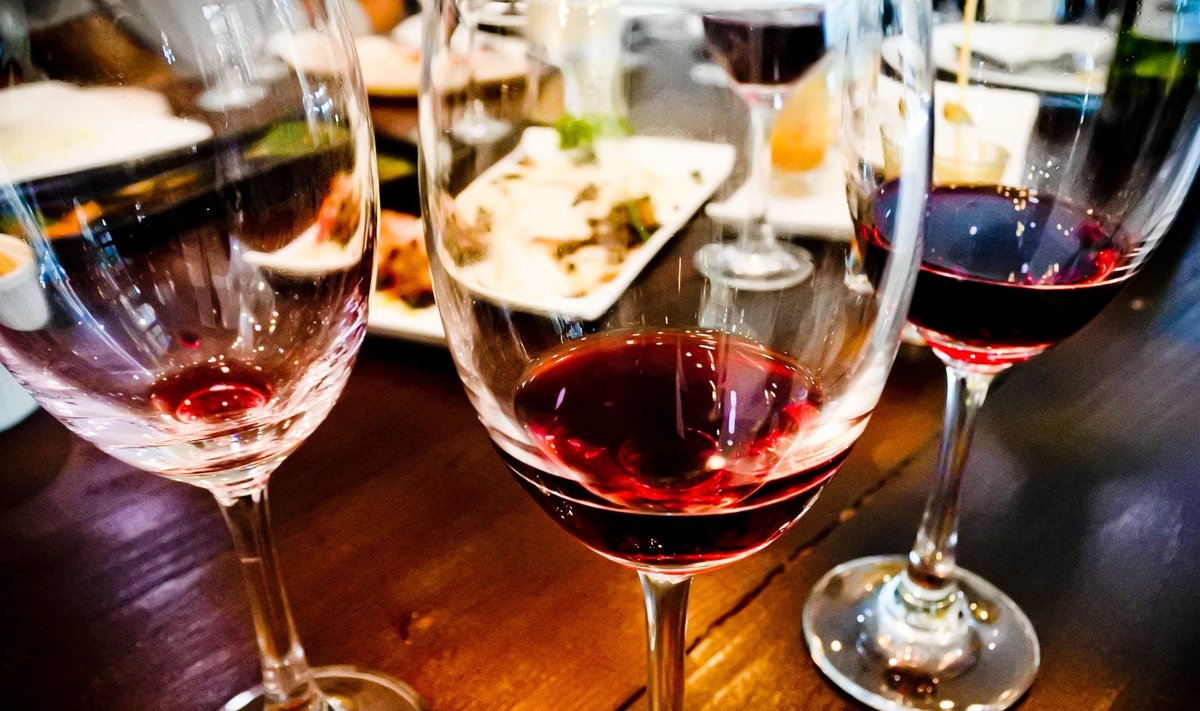 Mõõdukas punase veini tarbimine vähendab stressi.