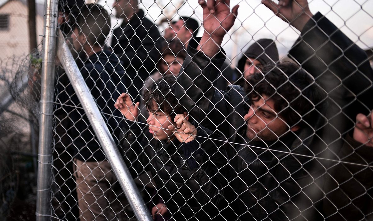 Migrandid Kreeka-Makedoonia piiril 1. märtsil