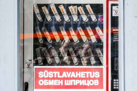 Tallinnas Liivalaia tänav 5 avati süstlaautomaat