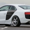 Audi A5 ja R8 kokteil, mis niidab jalust