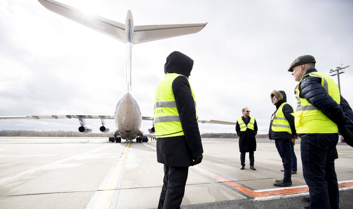 Kaitsevahendite jõudmine Tallinna lennujaama 2.04.2020