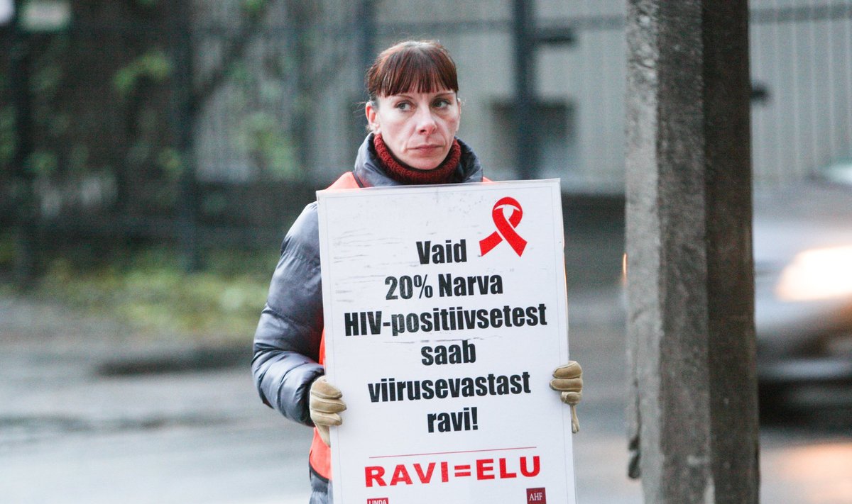 AIDS-i ravi nõudvad protestijad sotsiaalministeeriumi ees