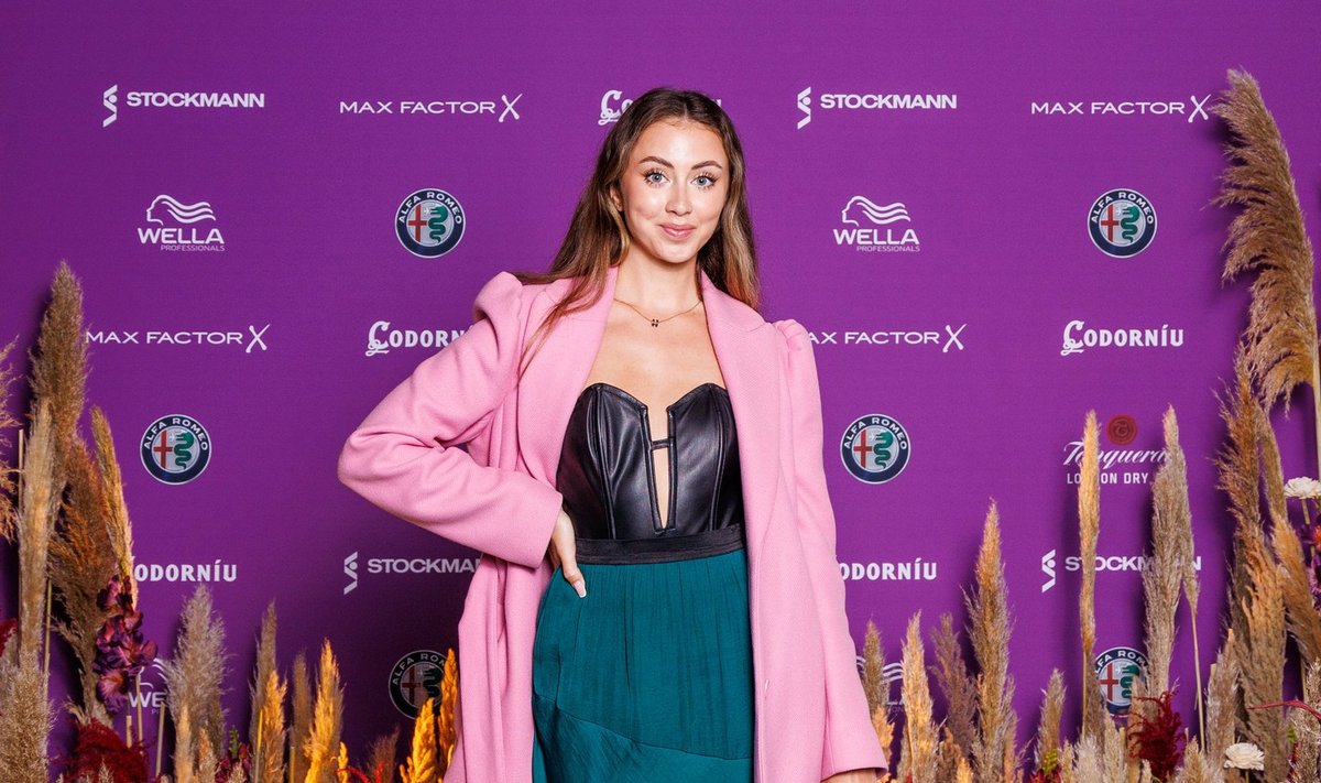 Anita Sibul Stockmanni sügistalve moesõul.