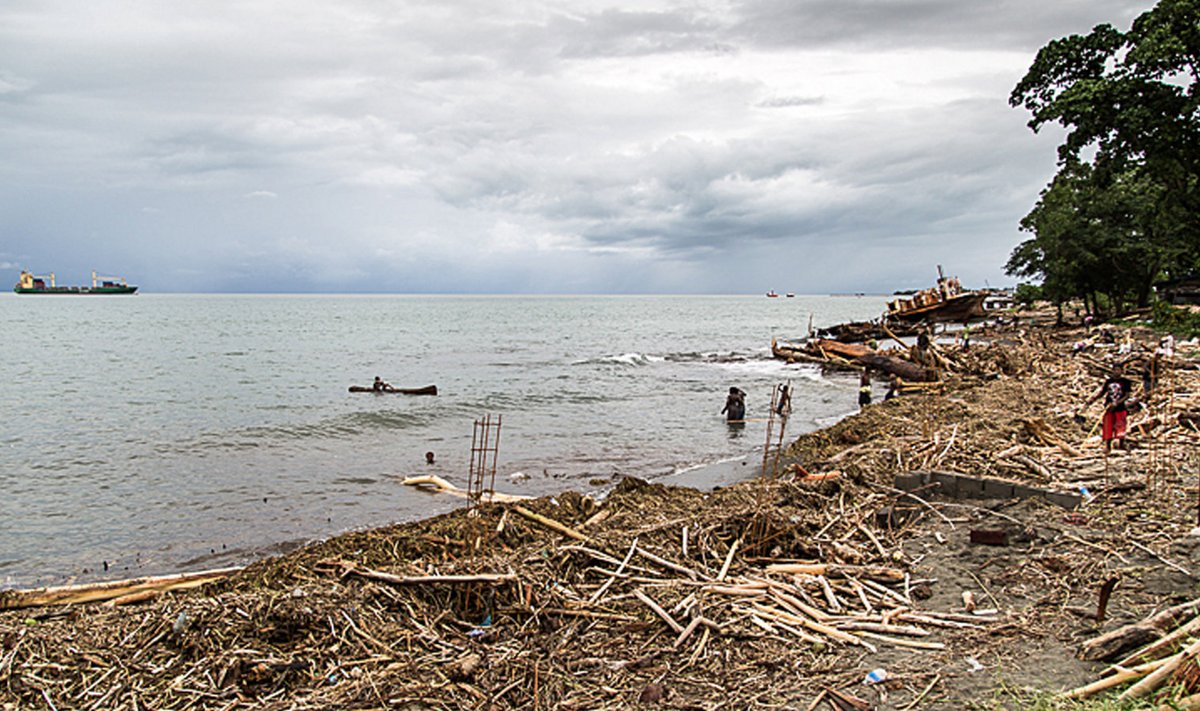 Üleujutustega on saareriik varemgi kimpus olnud. See pilt on tehtud üle-eelmisel aastal, kui vetevood tungisid pealinna Honiarasse.