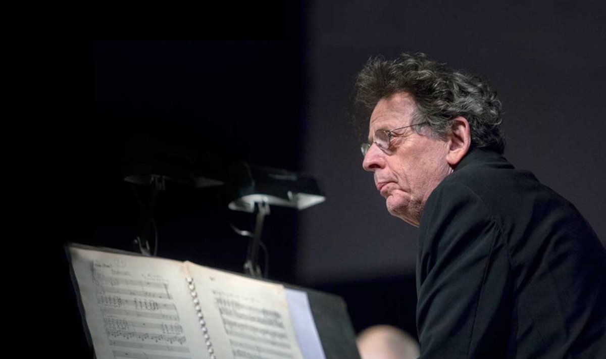 Philip Glass nautis elavat laulu: Eesti Filharmoonia Kammerkoori esitus oli ka lauljatele kõrge standardi seadnud helilooja Philip Glassi meelest igati tasemel. (Foto: Siese Veenstra)