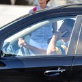Liikluspsühholoog: roolis olles nutiseadme kasutamine suurendab õnnetuse riski 12–20 korda
