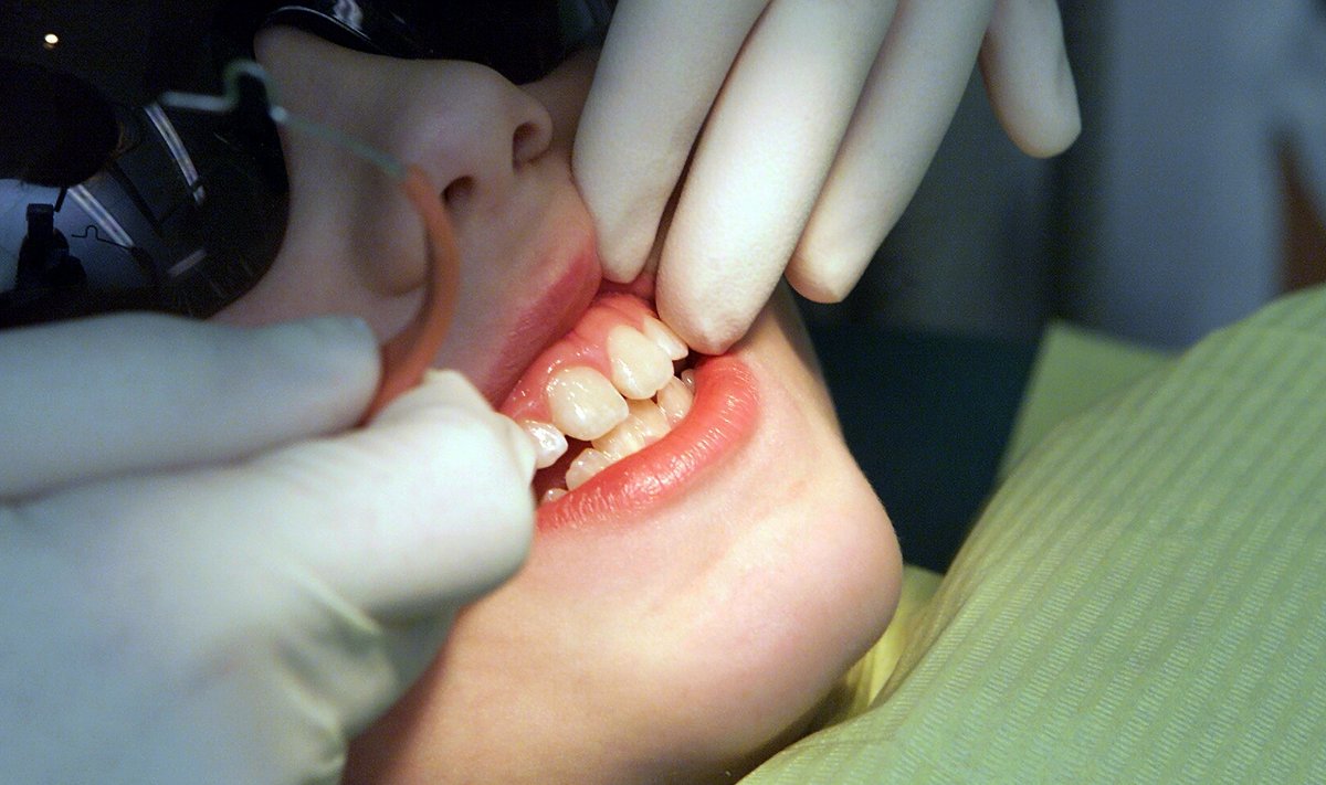 Hambaarsti juures