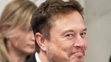 Elon Musk kaebas ChatGPT loojad kohtusse ja süüdistab neid ideaalide reetmises