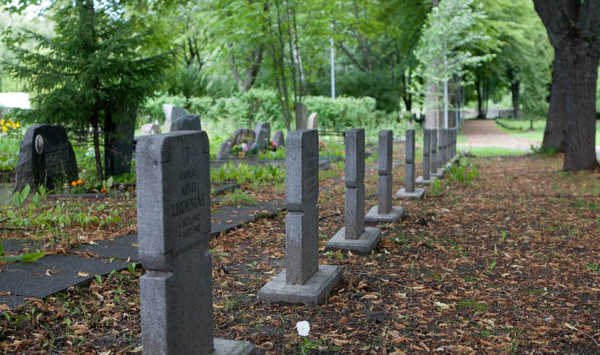 Kaitseväe kalmistu