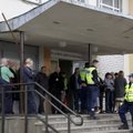 FOTOD: Kohtla-Järve kooli direktor kloorilekkest: tegu võis olla ujula töötaja veaga