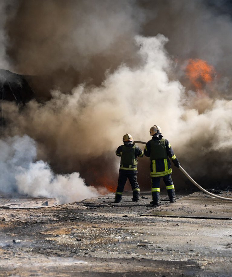 Ukraina päästeteenistuse foto tulekahju kustutamisest pärast raketirünnakut Odessa piirkonnas. Foto thetud 26. augustil 2024.